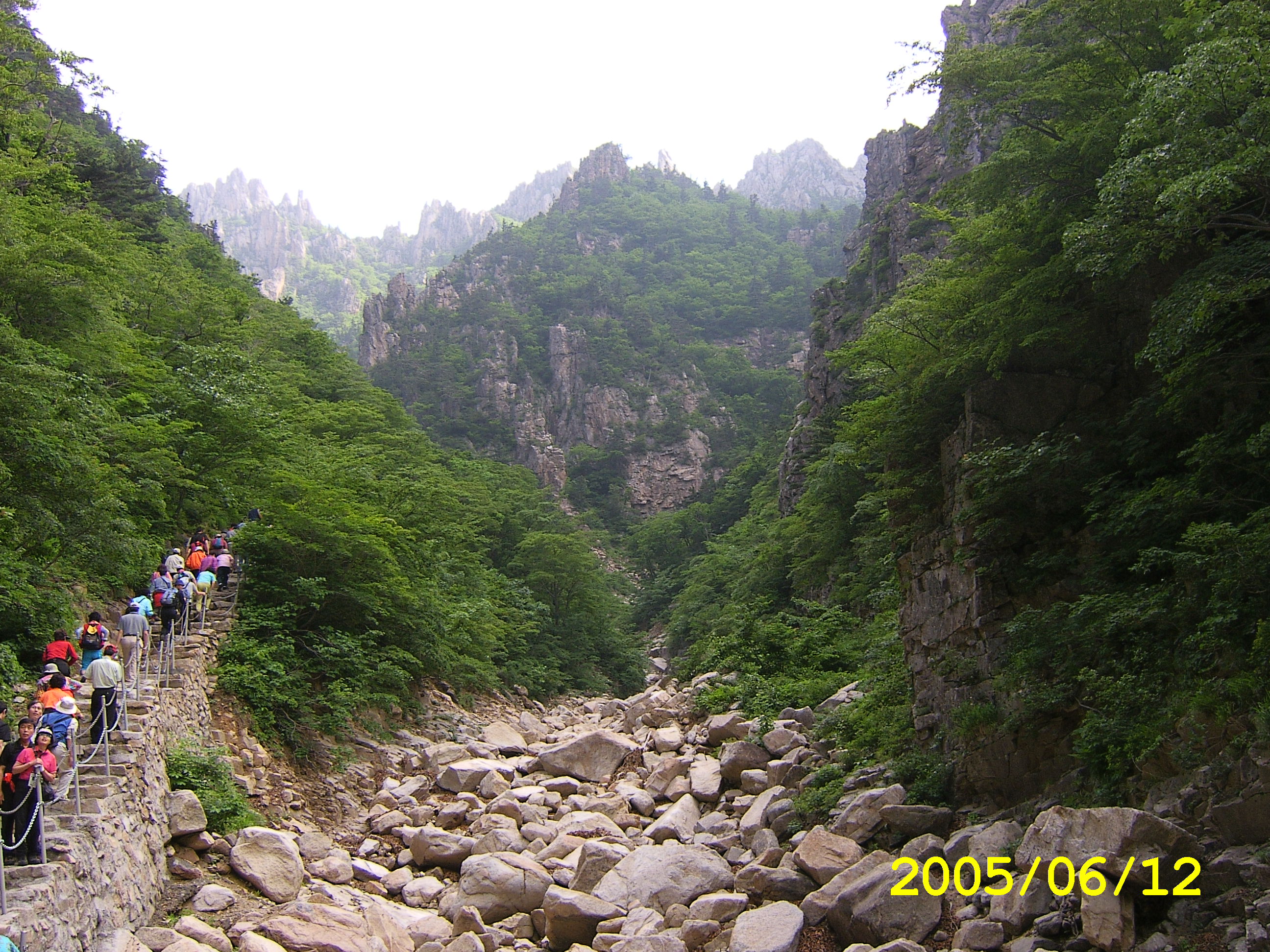 Geumgang Mt, North Korea, in 2005 SA500105.JPG