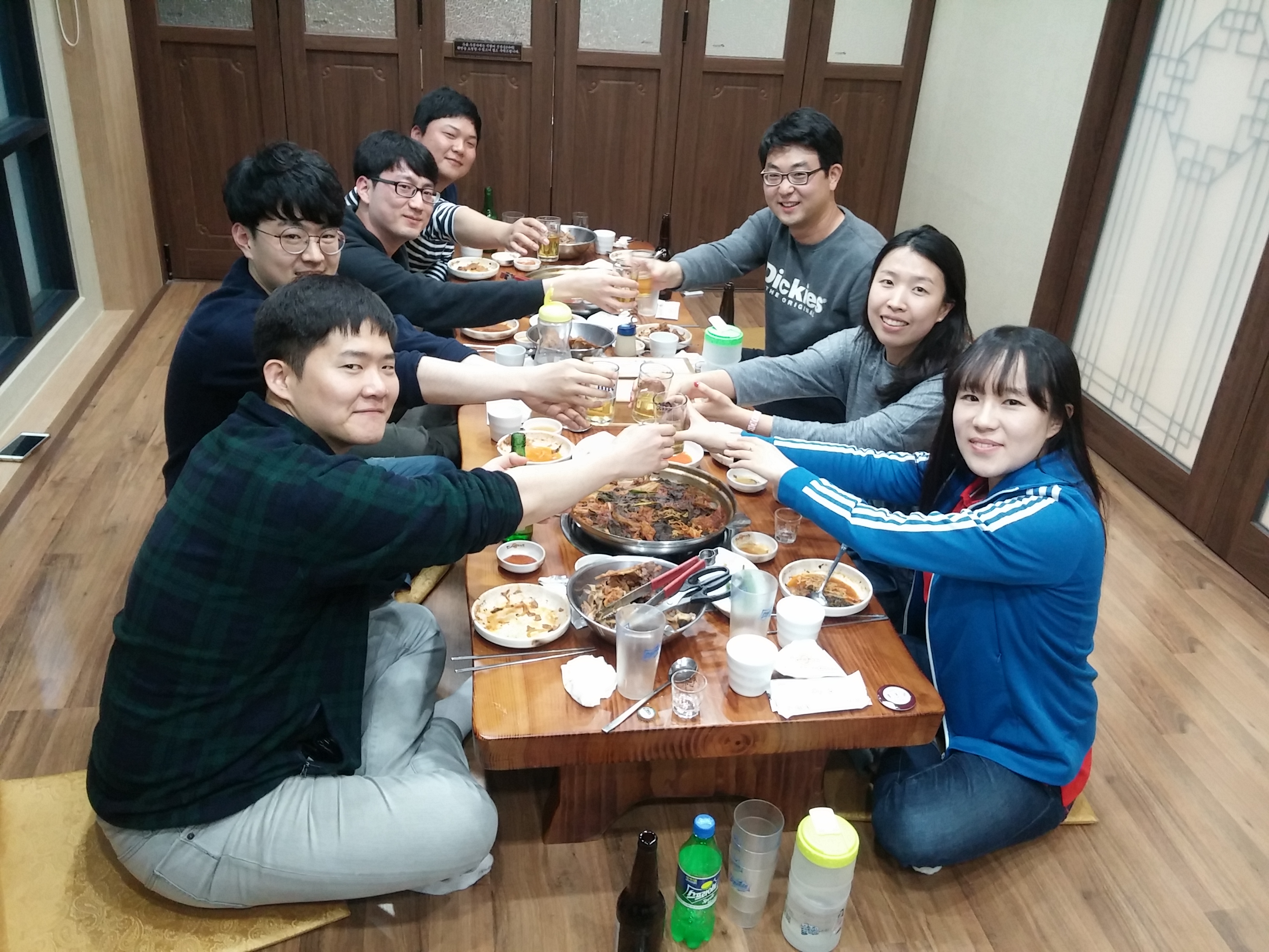 Won-Hyang's farewell dinner 20160509_201936.jpg